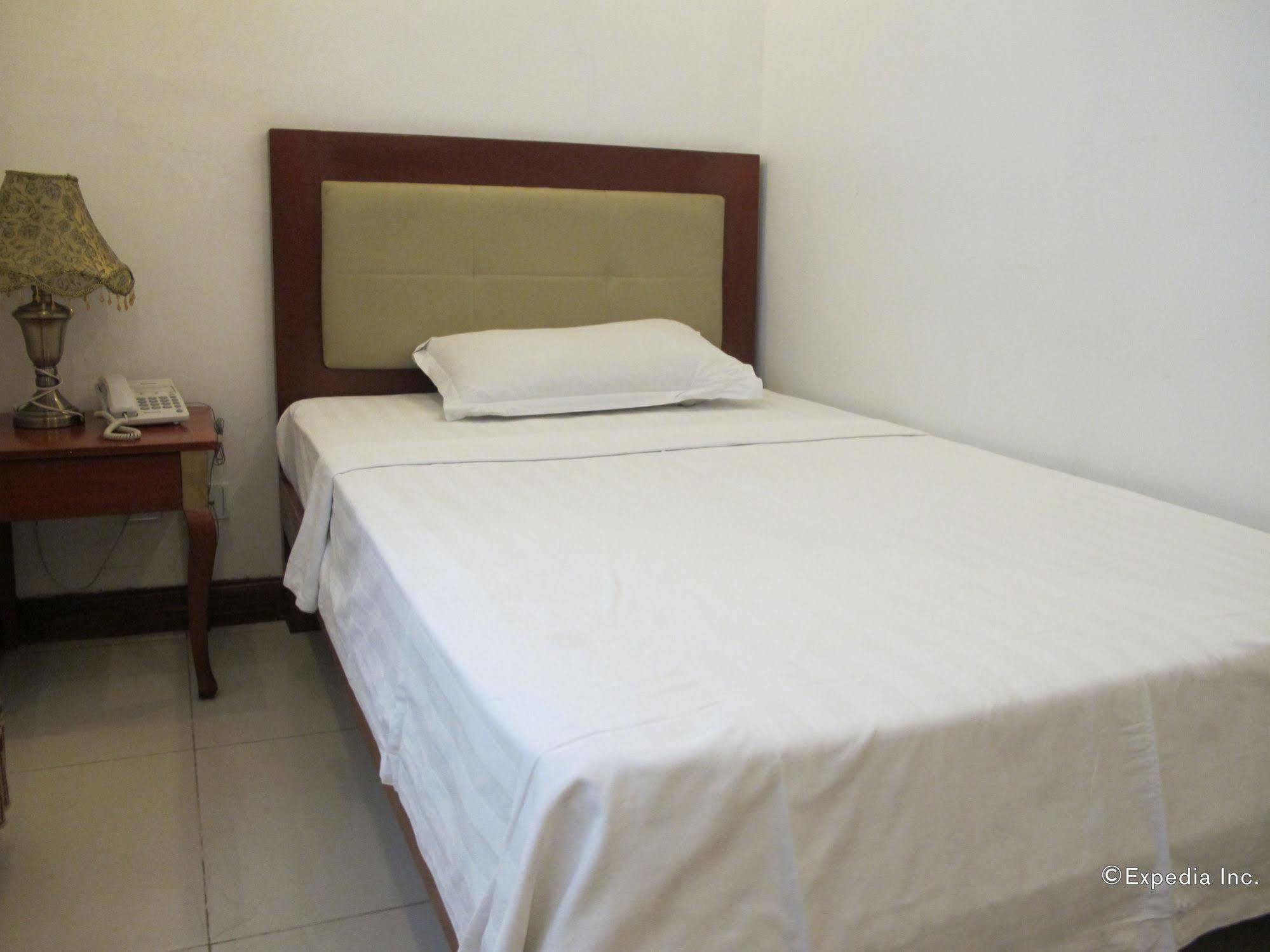 Dragon Home Inn Cebu Екстериор снимка